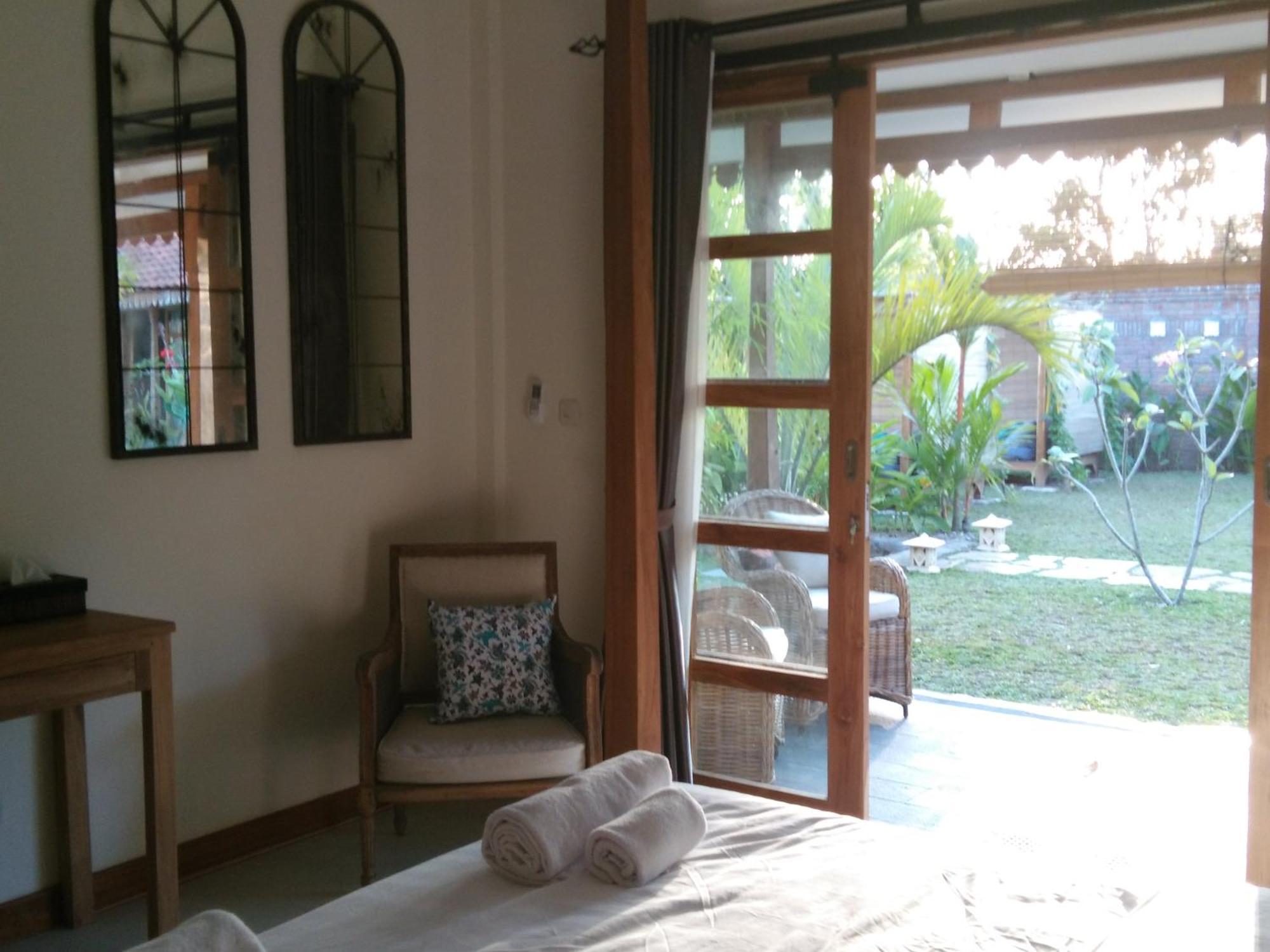 Hotel Blue Garden Yogyakarta Bangunjiwo Exterior foto