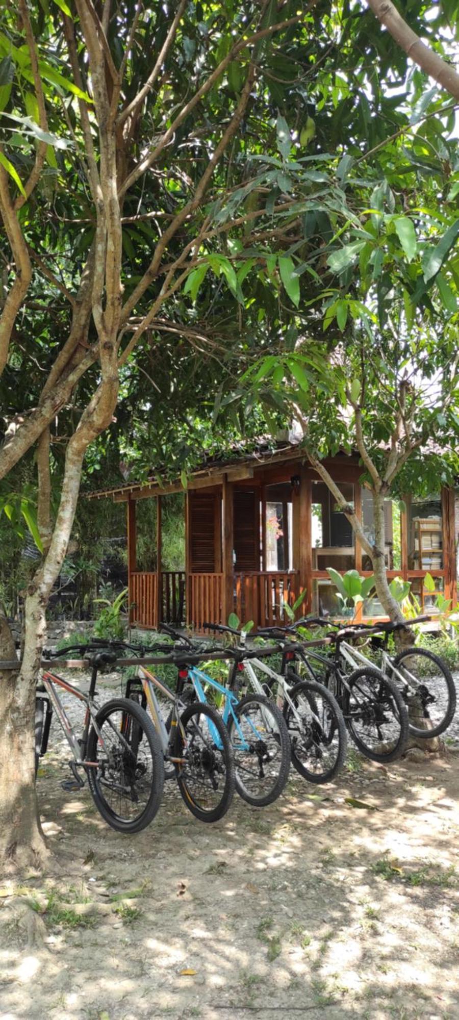 Hotel Blue Garden Yogyakarta Bangunjiwo Exterior foto