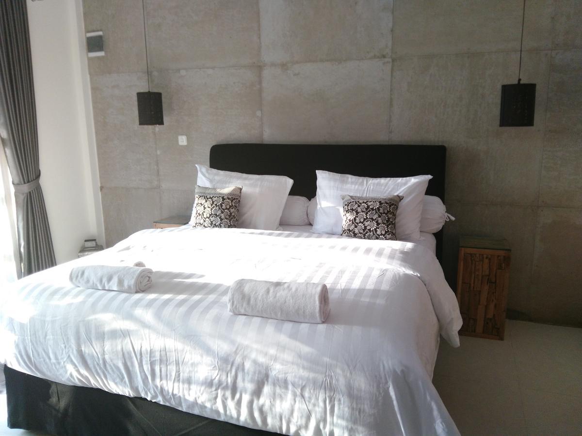 Hotel Blue Garden Yogyakarta Bangunjiwo Exterior foto